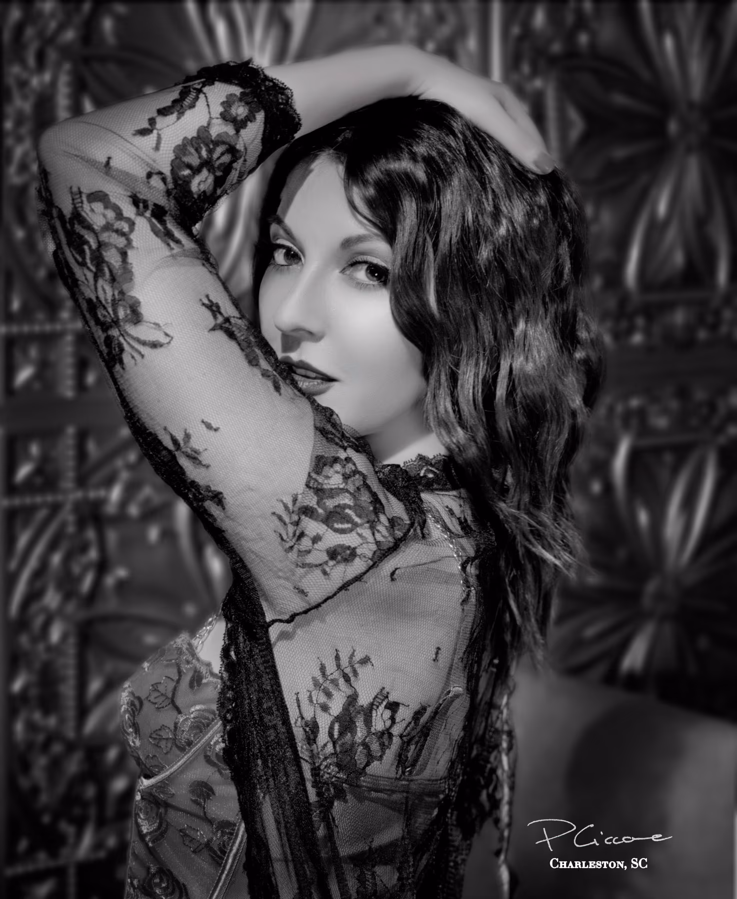 The boudoir sessio of Tammy: a playful Time